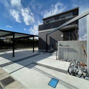 アーチのあるクールな家